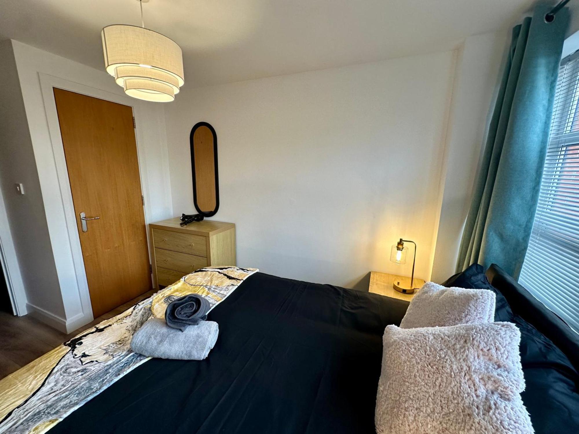 2Br City Side Apartment Belfast Eksteriør billede